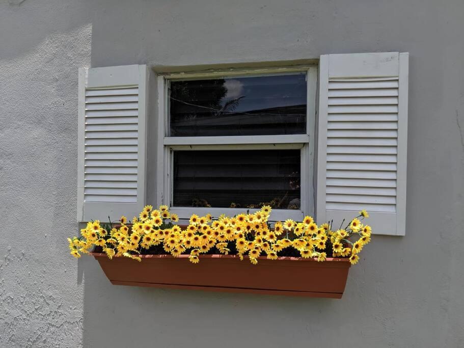 3 Bedroom Miami Home 15 Minutes To The Beach Екстер'єр фото
